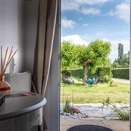 Bed & Breakfast La Lagune De Mercey 3*
